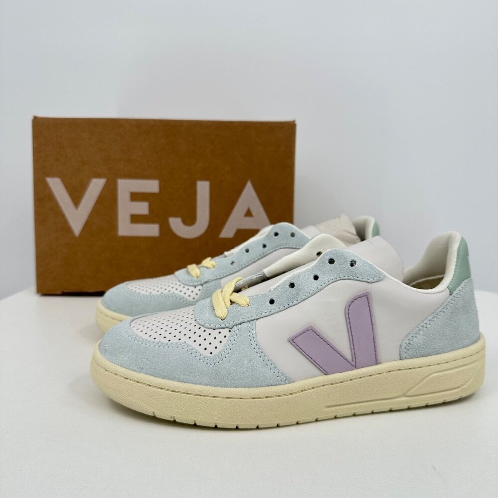 Veja V-10 Leather Sneakers size 9 Women's 40 EU Gravel/Parme/Menthol Trainers
